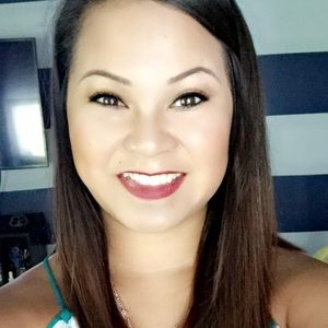 Meet your Posher, Lynn